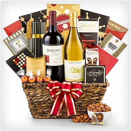 Mother's-Day-Delight-Gift-Basket