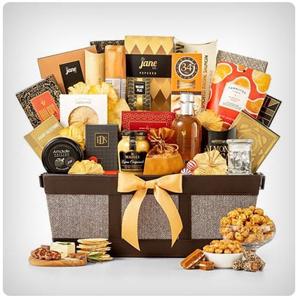 Christmas Gift Basket for Mom — NURTURED 9