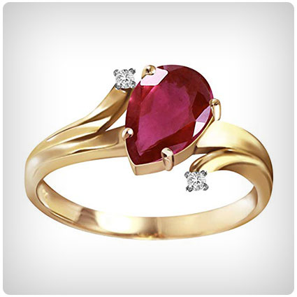 Solid Gold Ring with Diamonds and Natural Ruby