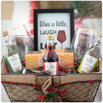 Diy Wine Gift Basket Ideas