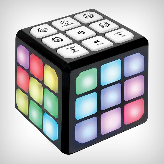 Flashing Cube Brain & Memory Game